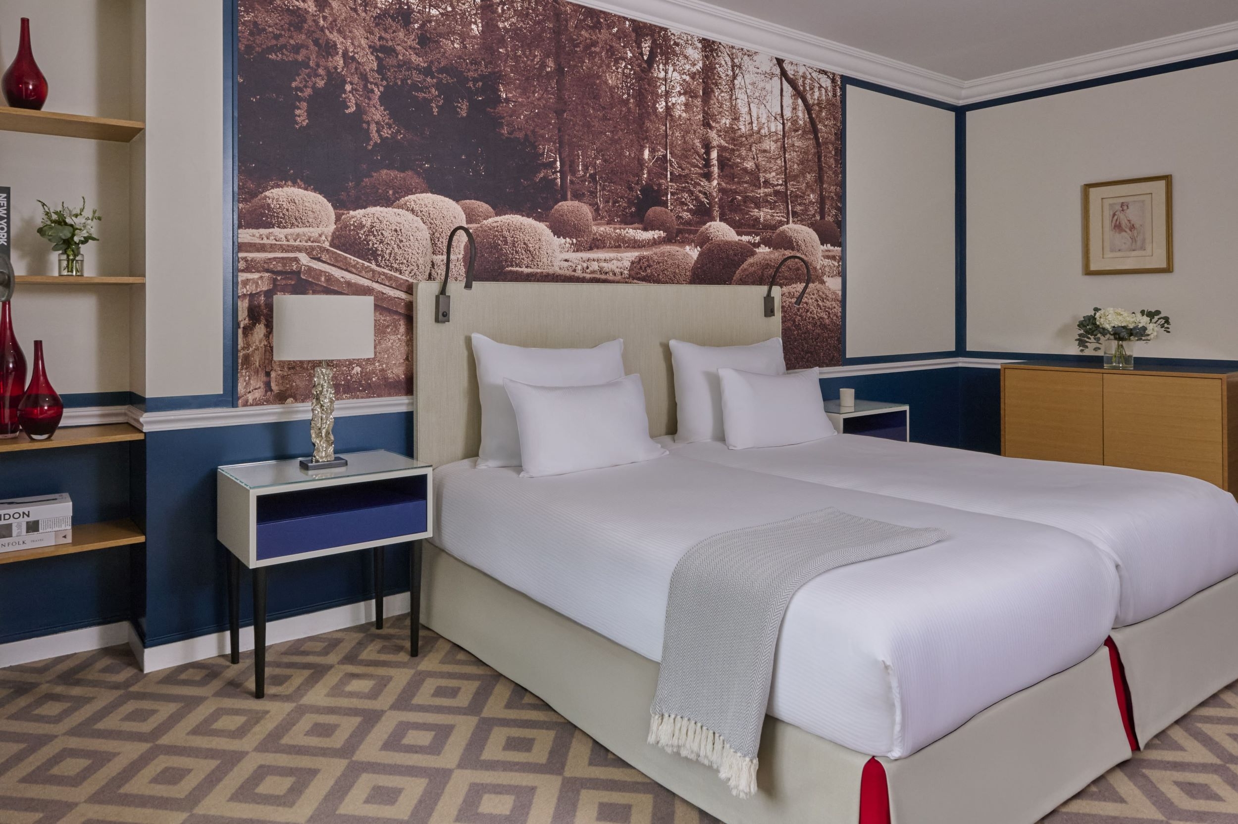 Two bedroom suites in Paris